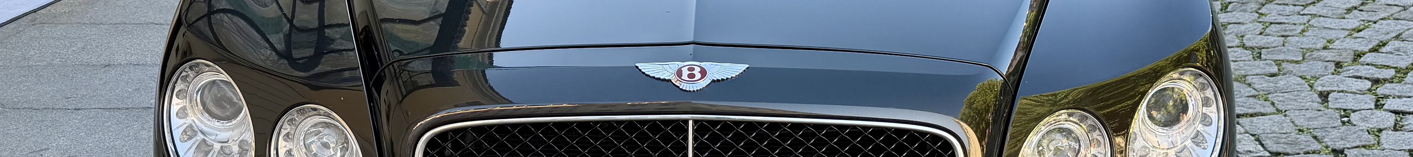 Bentley Flying Spur V8 S