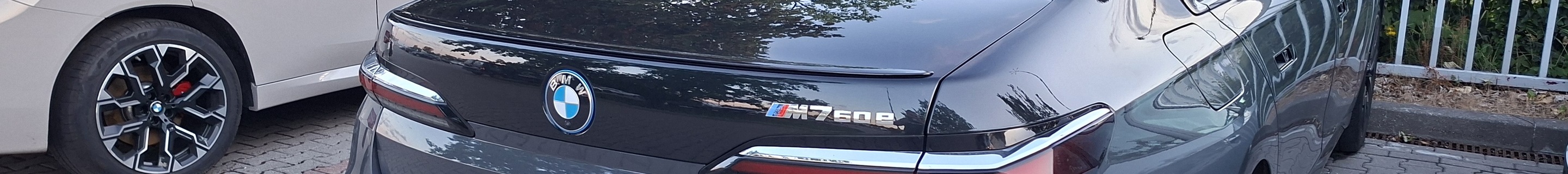BMW M760e xDrive