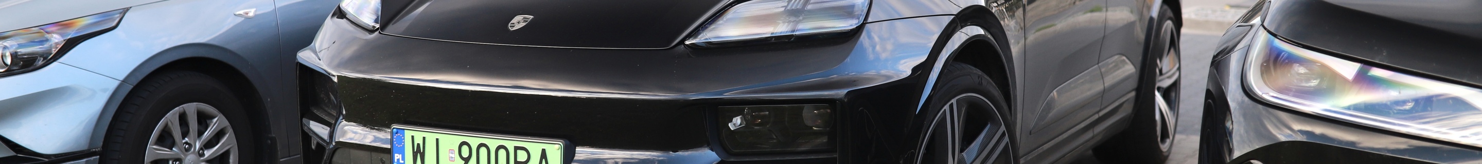 Porsche Macan EV Turbo