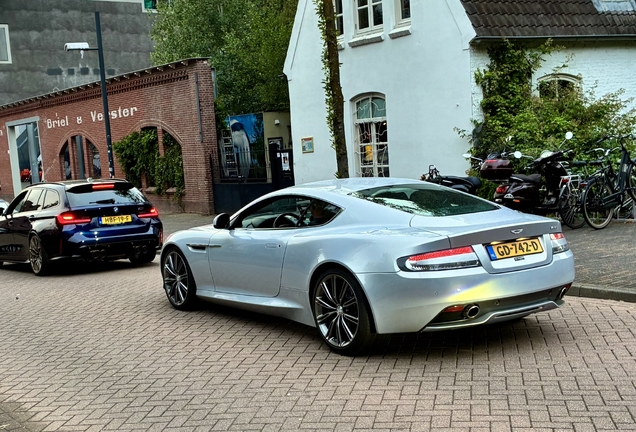 Aston Martin Virage 2011