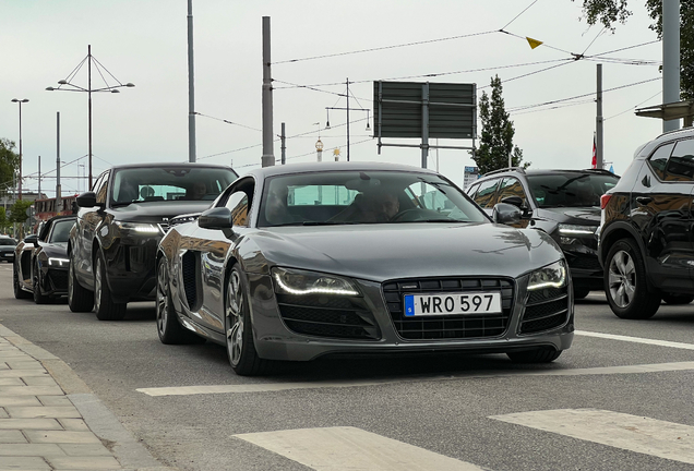 Audi R8 V10