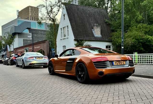 Audi R8 V10 Plus 2013