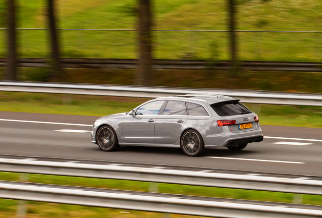 Audi RS6 Avant C7 2015