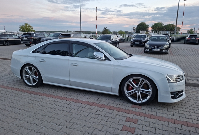 Audi S8 D4 2014