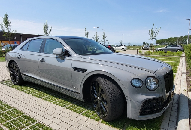 Bentley Flying Spur Hybrid