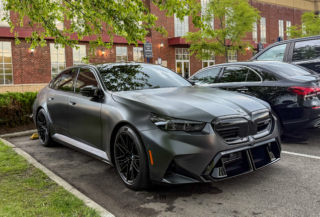 BMW M5 G90