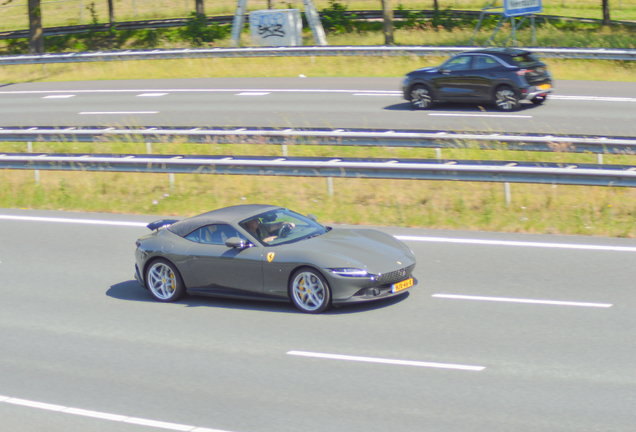 Ferrari Roma Spider