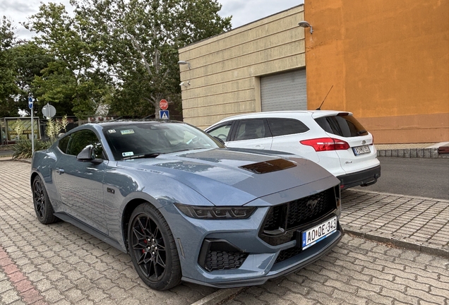 Ford Mustang GT 2024