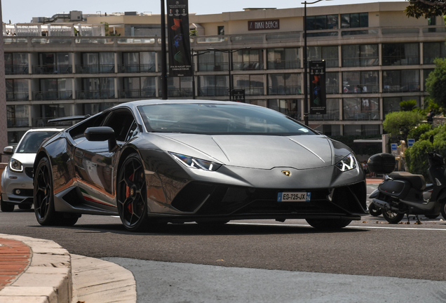 Lamborghini Huracán LP640-4 Performante