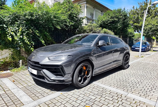 Lamborghini Urus Performante