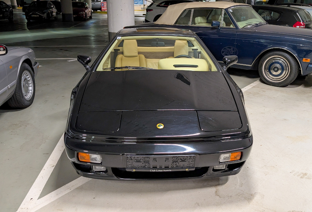 Lotus Esprit Turbo SE