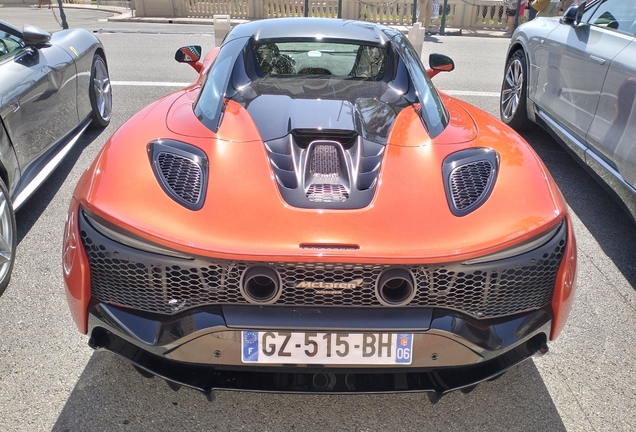 McLaren Artura Spider