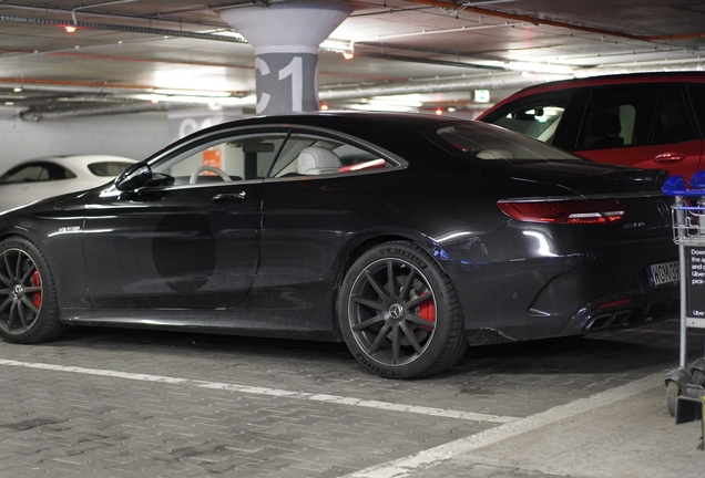 Mercedes-AMG S 63 Coupé C217