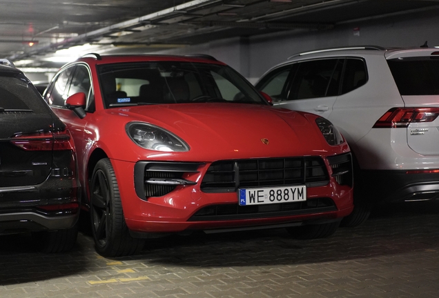 Porsche 95B Macan GTS MkIII