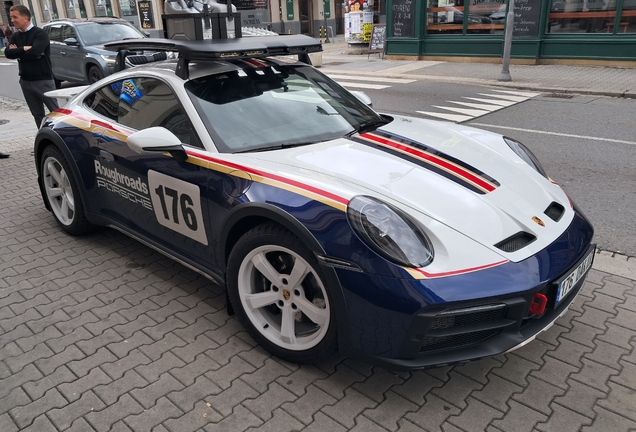 Porsche 992 Dakar