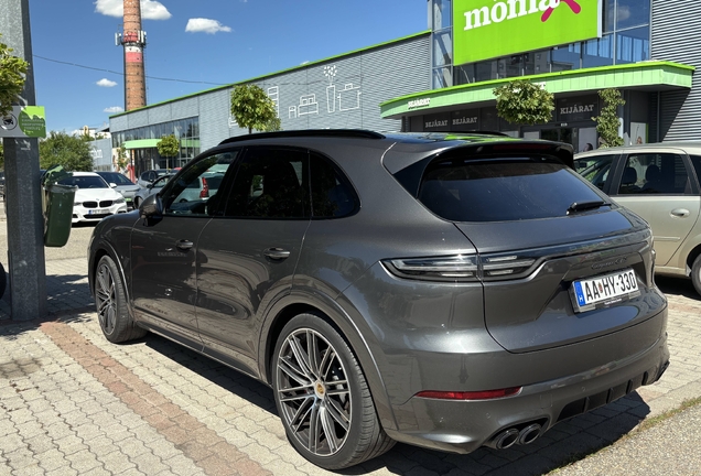 Porsche 9YA Cayenne GTS MkI