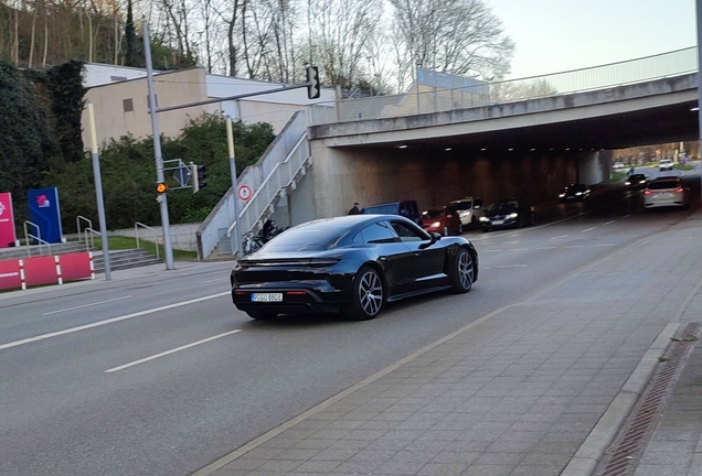 Porsche Taycan Turbo MkII