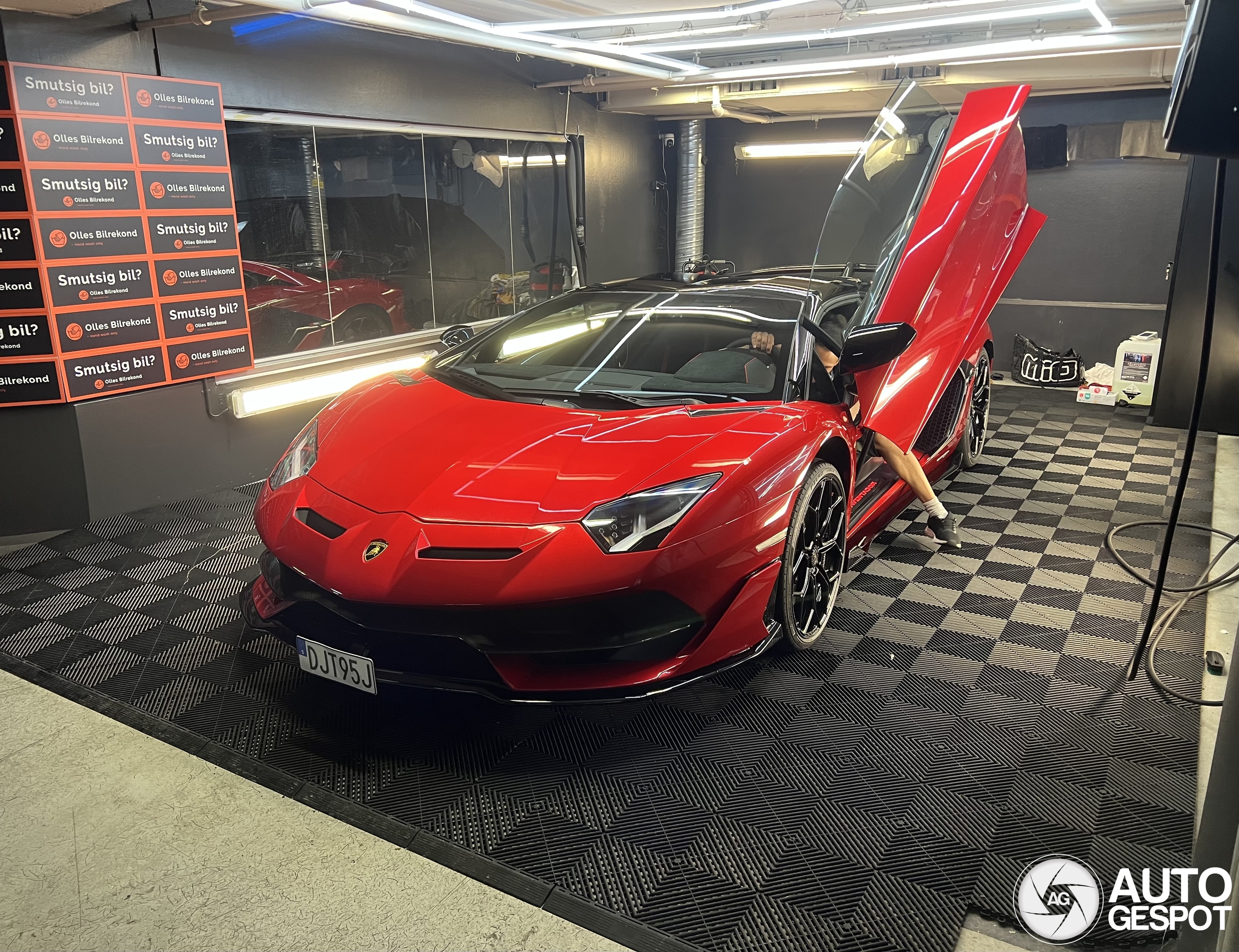 Lamborghini Aventador LP770-4 SVJ Roadster