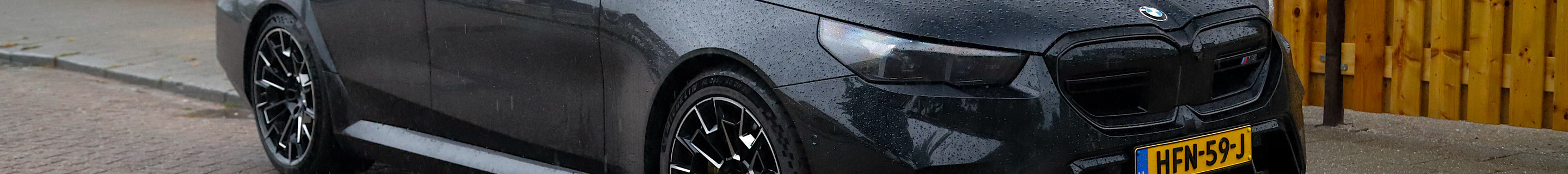BMW M5 G90