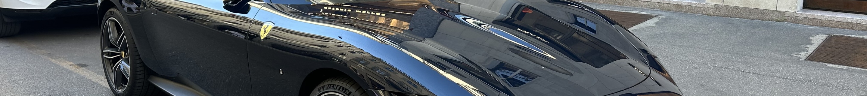 Ferrari Roma Spider