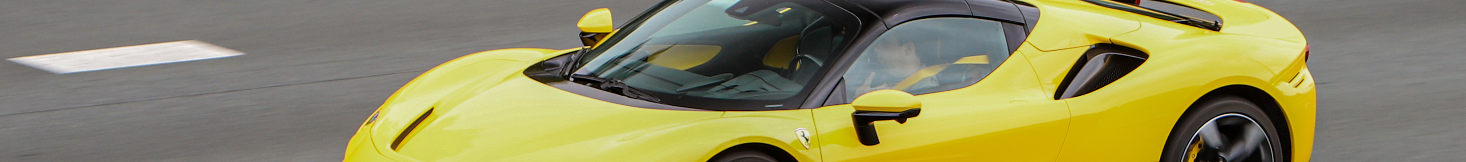 Ferrari SF90 Spider