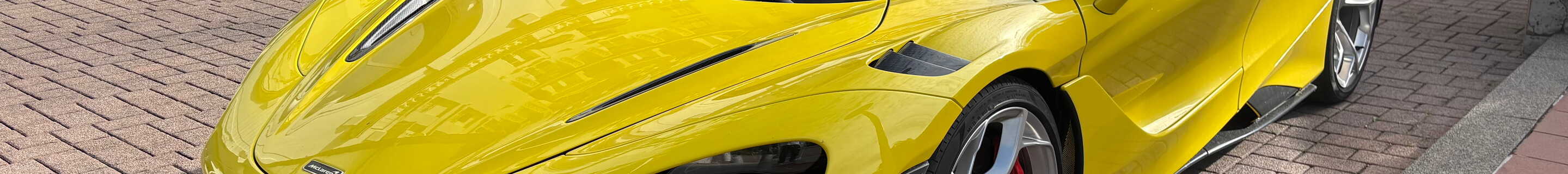 McLaren 765LT Spider