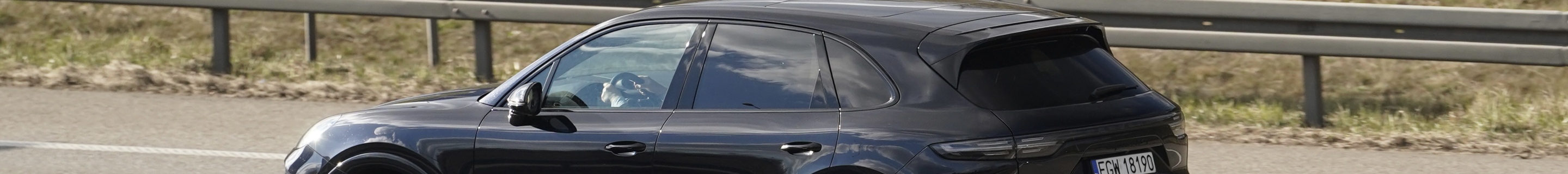 Porsche 9YA Cayenne GTS MkI