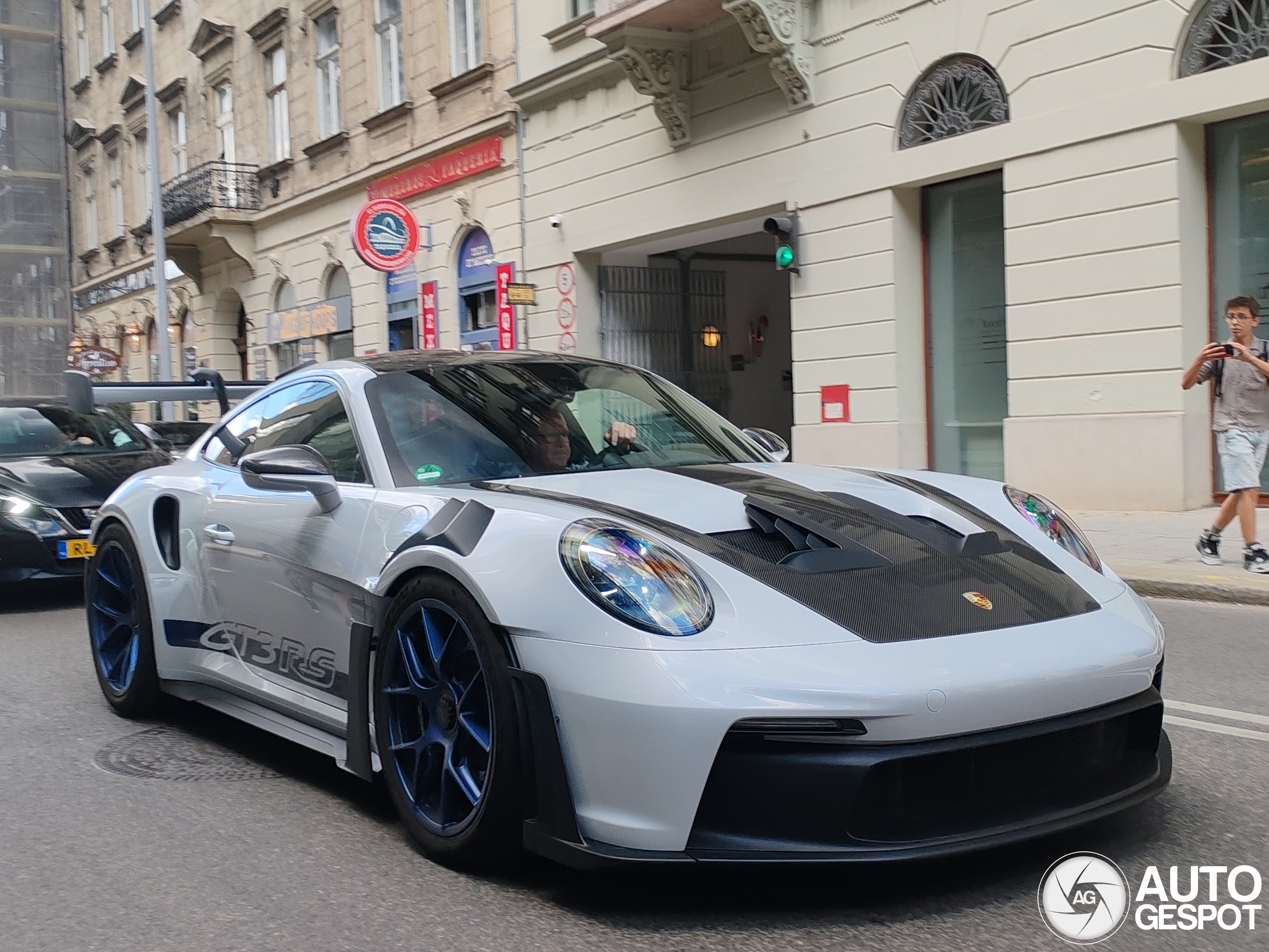 Porsche 992 GT3 RS MkI Weissach Package