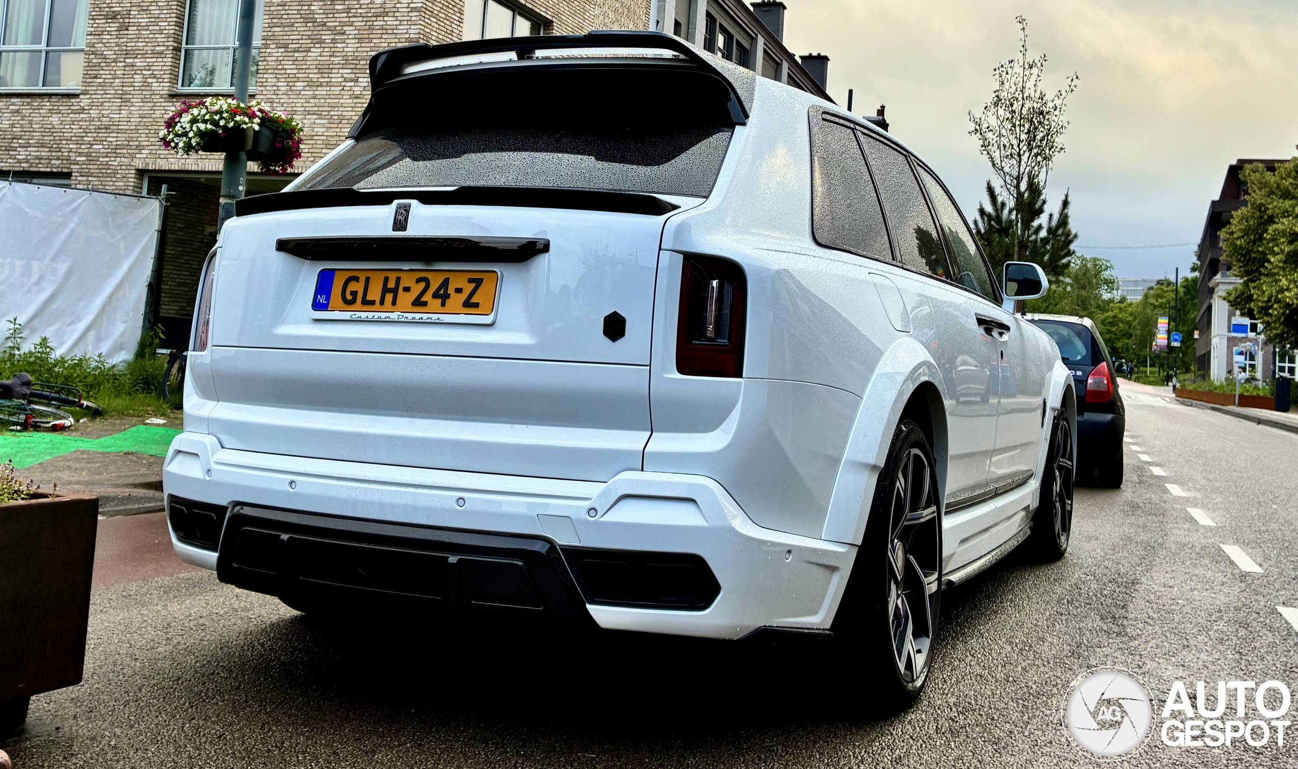 Rolls-Royce Cullinan Series II Urban Automotive Widetrack