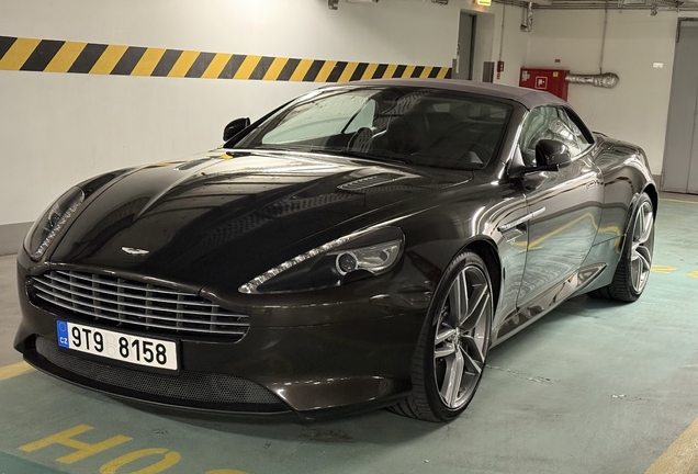 Aston Martin DB9 Volante 2013