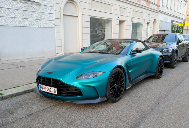 Aston Martin V12 Vantage Roadster 2023