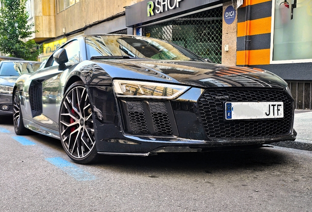 Audi R8 V10 Plus 2015