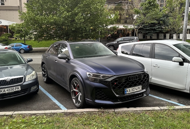 Audi RS Q8 2024