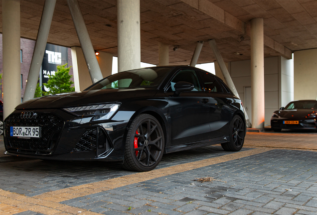 Audi RS3 Sportback 8Y 2025
