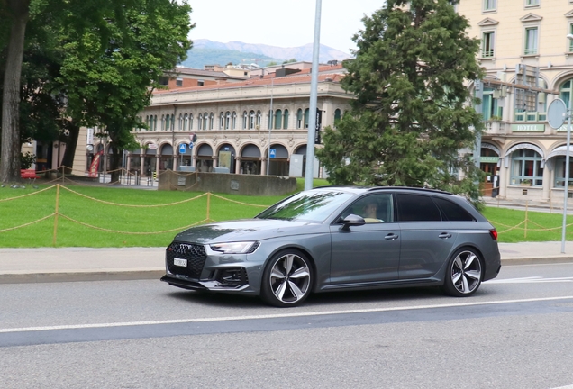 Audi RS4 Avant B9