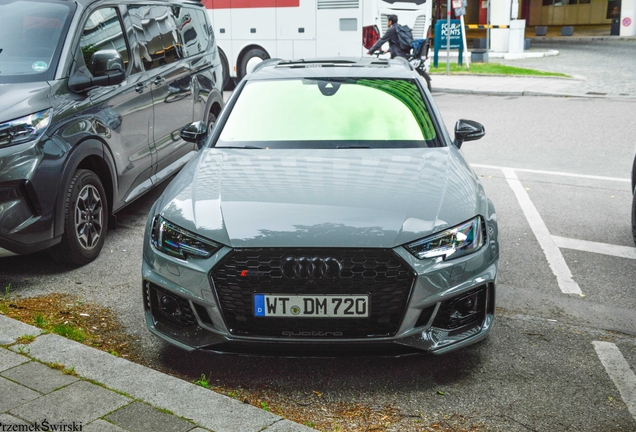 Audi RS4 Avant B9
