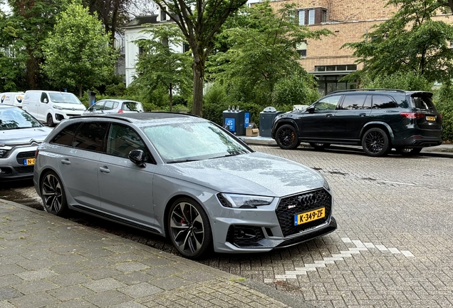 Audi RS4 Avant B9