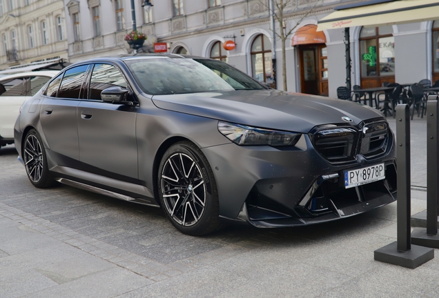 BMW M5 G90