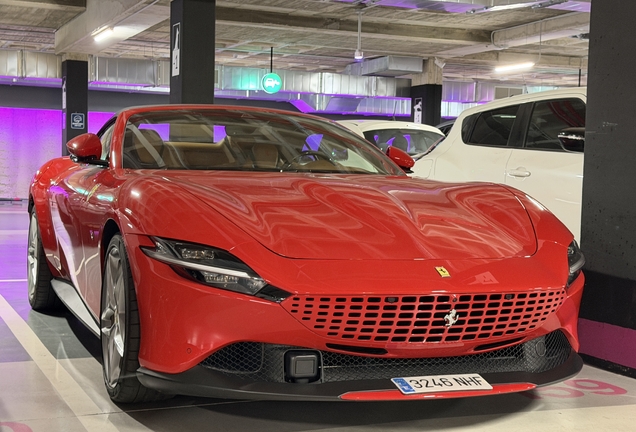 Ferrari Roma Spider
