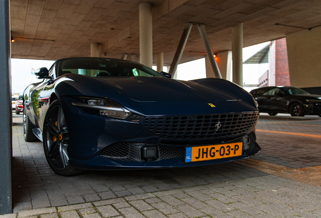 Ferrari Roma Spider