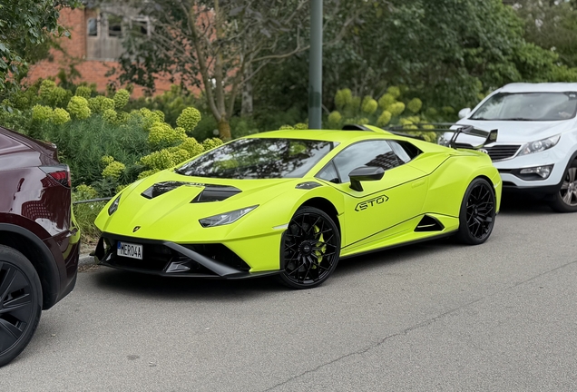 Lamborghini Huracán LP640-2 STO
