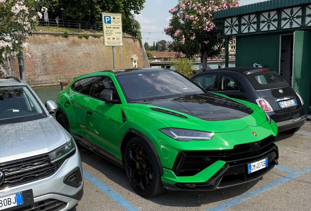 Lamborghini Urus Performante