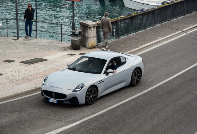 Maserati GranTurismo Modena