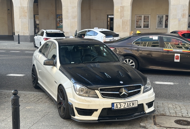 Mercedes-Benz C 63 AMG Edition 507
