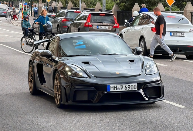 Porsche 718 Cayman GT4 RS Weissach Package