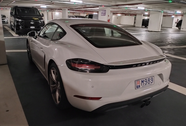 Porsche 718 Cayman S