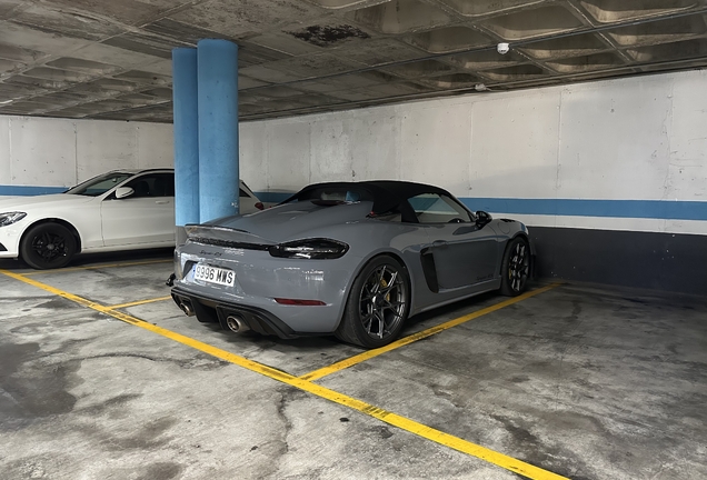 Porsche 718 Spyder RS Weissach Package