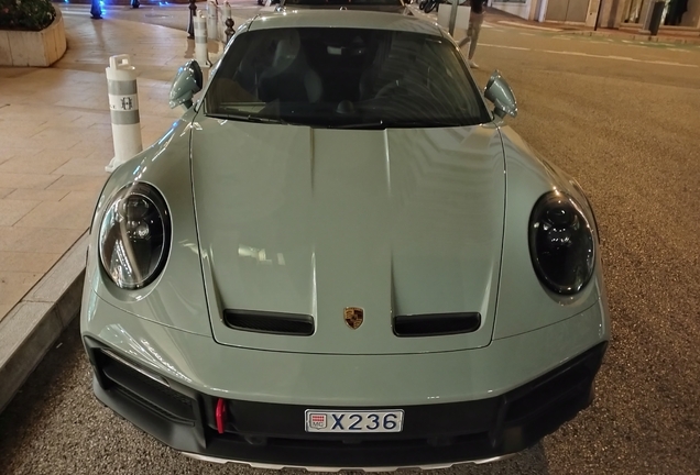Porsche 992 Dakar