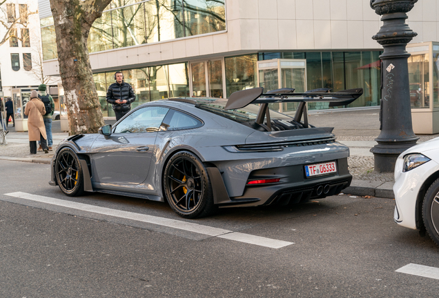 Porsche 992 GT3 RS MkI Weissach Package