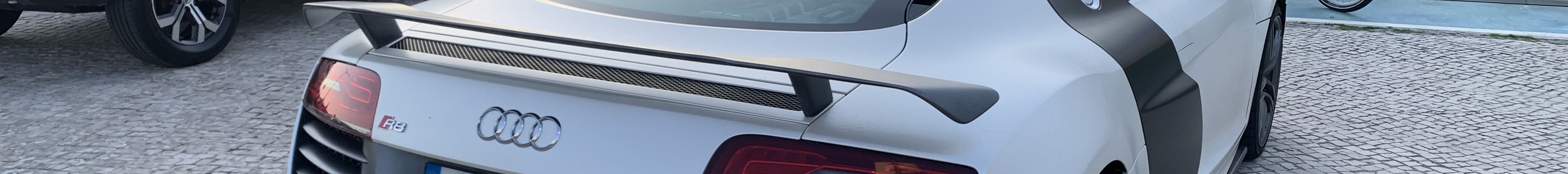 Audi R8 V10